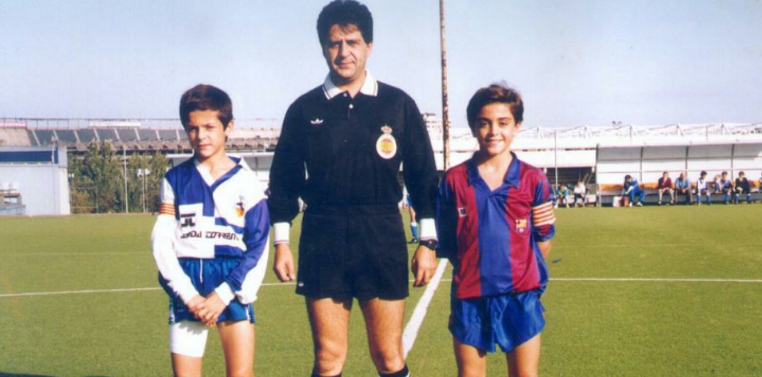 Xavi Hernández en un partido de categorias inferiores contra el Sabadell